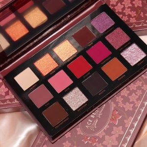 Ace Beauté Mystic Romance Eyeshadow Palette
